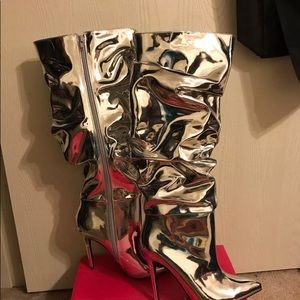 Metallic heeled boots
